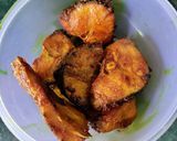 A picture of step 2 of Masala Fish curry.
