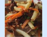 Hình bước làm 3 của món Nui xào bò