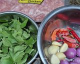 Foto langkah ke 1 dari resep Thai Chicken Basil.