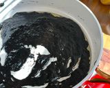 A picture of step 2 of Jjajangmyeon 짜장면 (Black Bean Noodles).