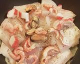 Foto del paso 2 de la receta: Lenguado con papas express y one-pot