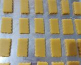 Foto langkah ke 2 dari resep Icing Cookies.