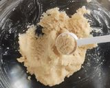 A picture of step 4 of Coconut cookies.