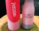 A picture of step 7 of Rose Milk Shake.