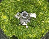 A picture of step 3 of PPP fitters palak paneer peas.