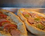 Foto langkah ke 9 dari resep Pizza Boats.