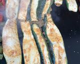 Une image de l'étape 3 de Courgettes marinées grillées à la plancha.