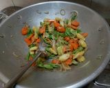 Foto langkah ke 3 dari resep Capcay tahu putren favorit.