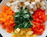 Hình bước làm 1 của món Mì trứng rau củ cho bé 🍜