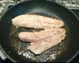 Foto del paso 3 de la receta: Merluza con verduras y bechamel