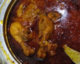 A picture of step 1 of Chicken Curry.