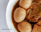 Foto langkah ke 5 dari resep Semur Telur dan Tahu.