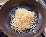 Foto langkah ke 11 dari resep Spaghetti Telur Asin dengan Udang.