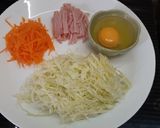 รูปขั้นตอนการทำที่ 1 ของ Omelette with Ham&Cabbage