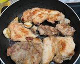 Foto langkah ke 5 dari resep Ayam panggang teflon.