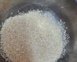 A picture of step 1 of Onion pulao😋.