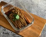 Gambar langkah 3 resipi Enoki Butter Kicap Lemak Manis 1 Minit.
