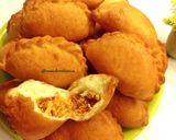 Foto langkah ke 11 dari resep Kue Panada Isi Ayam Pedas.