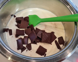 Foto del paso 5 de la receta: Bizcocho de yogur con cobertura de chocolate
