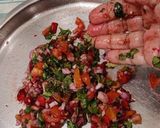 स्ट्रॉबेरी सालसा (Strawberry salsa recipe in Hindi) रेसिपी चरण 1 फोटो