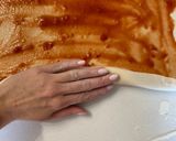 A picture of step 5 of White bread with guava jelly (goiabada).