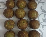 A picture of step 5 of Gobhi mint kofta with shahi malai and makhani gravy.