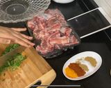 A picture of step 1 of Morrocon Lamb Chops.