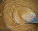 A picture of step 3 of Besan halwa.