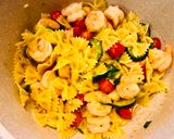 A picture of step 6 of Seafood Garden Pasta.
