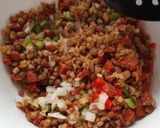 Foto del paso 4 de la receta: Ensalada templada de lentejas con chorizo y jamón, aliñadas a nuestro estilo
