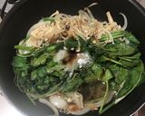 A picture of step 6 of Oseng oseng kangkung (Water Spinach).