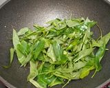 Foto langkah ke 3 dari resep Tumis Kangkung.