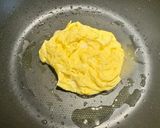 A picture of step 3 of Peanut Butter, Meat, and Egg Bagel.