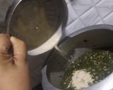 A picture of step 6 of Palak ka saag with makki ki roti and mooli ki sabzi.
