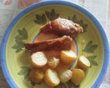 Foto del passaggio 3 della ricetta Agnello al forno con patate novelle e cipollotti