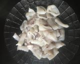 Foto langkah ke 2 dari resep Cumi Siram Saos Asam Manis.