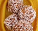 A picture of step 1 of Swedish no bake chocolate balls. (Negroboll).