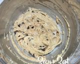 A picture of step 3 of Scoops Cookie Tin.