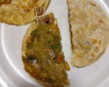 A picture of step 7 of Quesadilla with Squash Blossoms and Mushrooms.