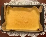 A picture of step 3 of Einkorn maple roll cake.