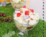 A picture of step 3 of Creamy fruit salad.