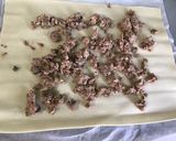 Une image de l'étape 3 de Palmiers feuilletés porc châtaigne feta.