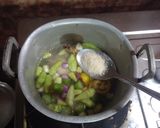 Foto langkah ke 4 dari resep Asam Asam Ayam.