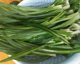 Hình bước làm 2 của món Sườn cuộn lá dứa