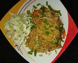 વેજીટેબલ હક્કા નુડલ્સ(veg hakka noodles recipe in Gujarati) રેસીપી સ્ટેપ3ફોટો