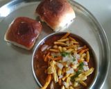 A picture of step 5 of Misal pav😊😊.