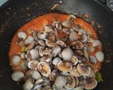 Foto langkah ke 4 dari resep Kerang darah tumis pedas.