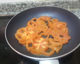 Foto del paso 2 de la receta: Tortilla de tomate y queso mozzarella rallado