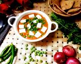 A picture of step 4 of Butter Matar paneer masala.