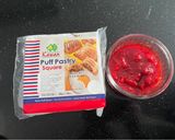 Foto langkah ke 1 dari resep Strawberry Gallete ala Mama Asi / yLoVeA.